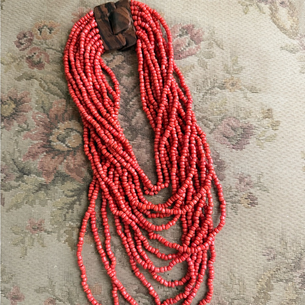 Coral Beaded Necklace with Wooden Clasp vintage 80s Gerda Lynggaard Seed Bead